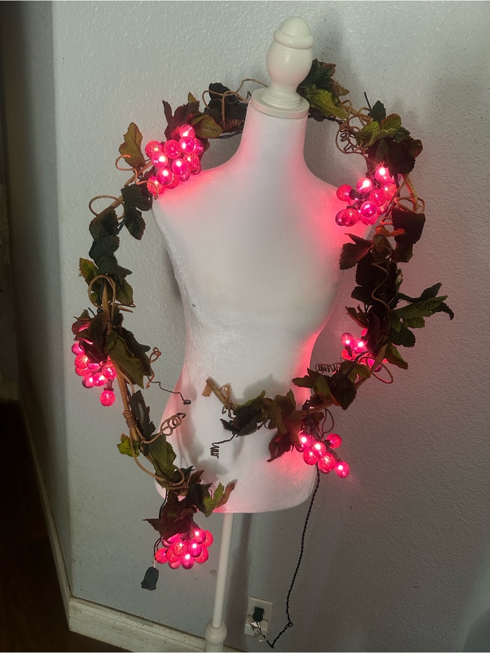 Grape Vine Garland with Illuminated Grapes